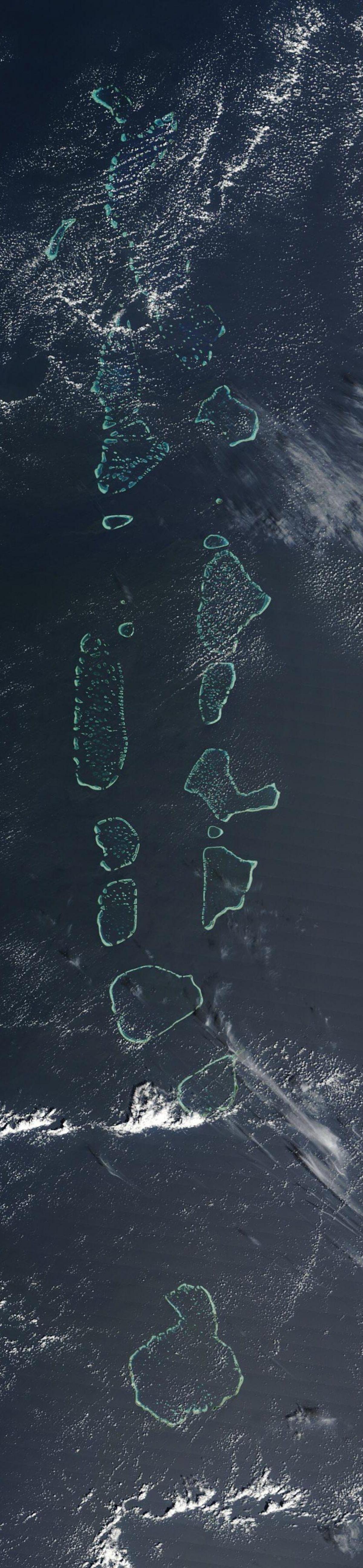 ramani ya maldives satellite